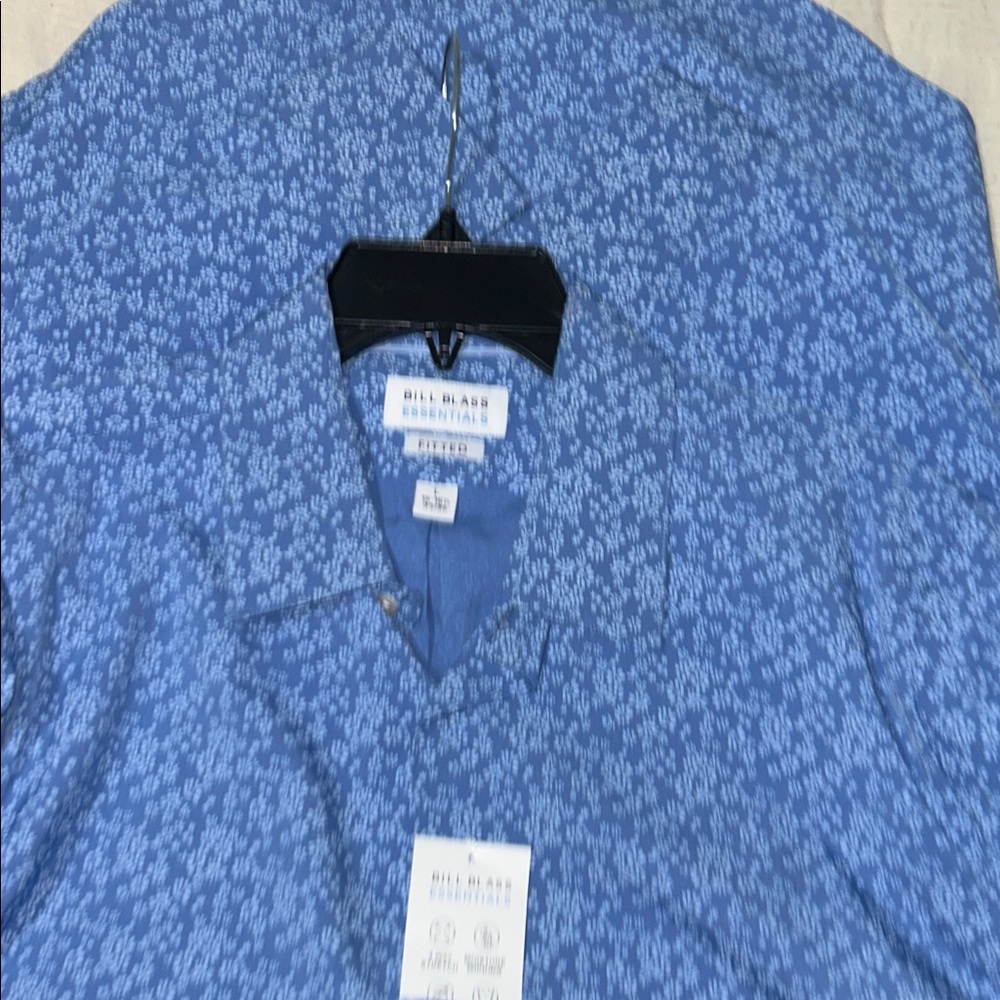 Bill Blass Men's Blue Patterned Shirt